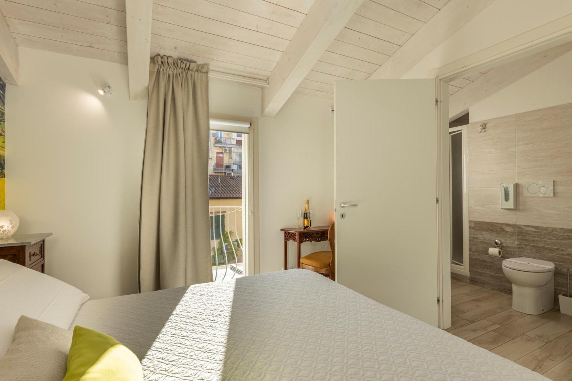 פולוניקה Acquamarina B&B מראה חיצוני תמונה